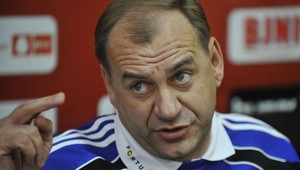 Weiss st. privítal 18 hráčov, nominácia bez chorého Žofčáka