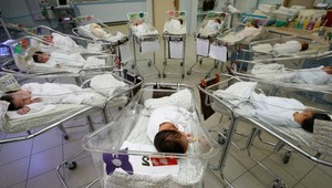 Podivné mená detí: Ktorý národ dáva bábätkám mená ako Láska či Nenávisť?