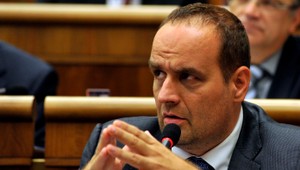 Vráťte mandáty, odkazuje Frešo odídencom z SDKÚ