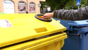 O Slovensku sa začína hovoriť ako o smetisku Európy. Na skládky putuje viac ako polovica odpadu