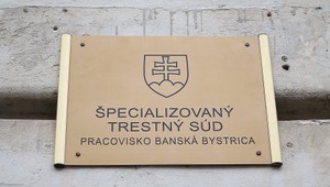 Atentát na Fica nebol, Cintula podal herecký výkon. Modrý zajačik sa za svoje výroky postavil pred súd