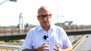 Politológ: Ráž mal odstúpiť z funkcie ministra skôr, teraz by to pôsobilo účelovo