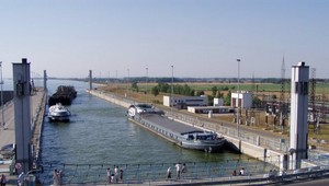 Vláda asi chystá ďalšie kroky v spore o prenájom Gabčíkova