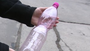 Slovensko bude čistejšie. Spustí sa zálohovanie plastových fliaš a plechoviek