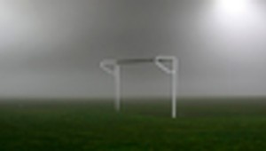 VIDEO: Hustá hmla pokazila futbal!