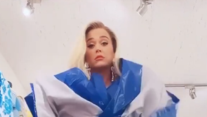 Speváčka bez hanby ukázala, čo skrýva pod šatami! TOMUTO vďačí za dokonalú postavu!