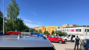 Únik plynu na najväčšom sídlisku v Rožňave. Polícia uzavrela celú ulicu