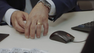 Za zrušenie bankového odvodu je už aj ex-minister Kažimír