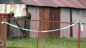 Nehybne ležal na zemi s ranou na hlave. Polícia už príčinu smrti 55-ročného muža pozná