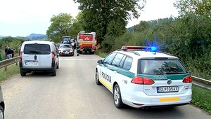 Motorkári sa zrazili s traktorom. Jeden nehodu neprežil