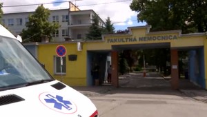 Nemocnica v Skalici spoplatní parkovanie, radnica nesúhlasí