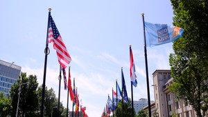 Fico kritizuje plán zvýšiť výdavky na zbrojenie. Slovensko sa záväzku aj tak nevyhne