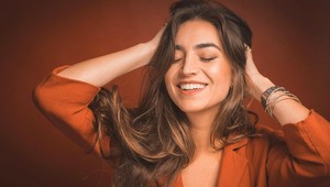 Chcete urýchliť rast vlasov? Vyskúšajte triky celebritnej kaderníčky!