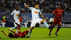 Pred duelom Slovan - AS Rím? Útok dlažobnými kockami