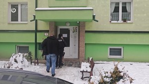 Sused čelí obvineniu z vraždy dôchodkyne. Z jej účtu mal minúť tisíce eur