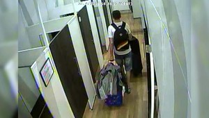 Vynaliezavý zlodej. Najprv ukradol kufor, potom začal s nákupom