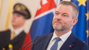 Prezident Pellegrini zverejnil svoju výplatnú pásku. Po konsolidácii hovorí o poklese príjmu