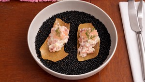 Domáca treska s chipsom a tapiokou