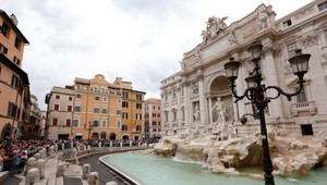 Starostka verzus cirkev. Dôvodom konfliktu sú peniaze vo fontáne