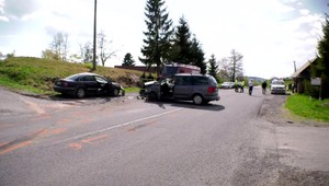 Nedali prednosť, spôsobili haváriu, pri ktorej sa zranilo 5 ľudí