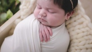 Vďaka nezvyčajným vlasom sa stalo hitom internetu: Videli ste už takéto bábätko?