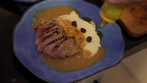 Hlavne jedlo: Vo vzduchu i pod zemou