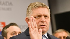 Opozícia začala s odvolávaním ministra Mikulca: Ten, čo tu stál je novodobý Hitler, vykrikoval Matovič