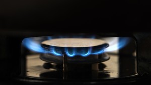 Domácnosti pocítia nové emisné povolenky. Účty za palivá a energie môžu stúpnuť o tisíce eur ročne