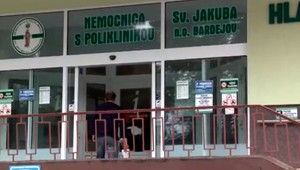 V bardejovskej nemocnici zomrelo bábätko, rodičia vinia pôrodníka