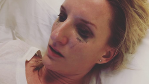 Adela Vinczeová v slzách, namiesto objatia ju jej muž pritom fotil! TOTO bola príčina jej plaču!