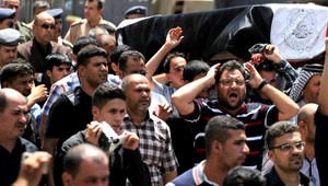 Tisícky Izraelčanov demonštrovali proti násilnostiam, chcú prímerie