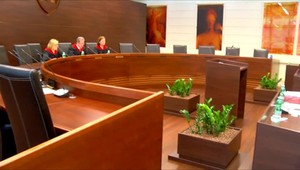 Zo zákona o ústavných sudcoch zostalo len torzo. Prezident aj právnici hovoria o premárnenej šanci