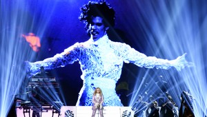 Madonna vystúpila na Billboard Music Awards. Vzdala hold Princovi
