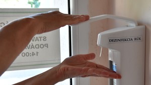 Slovensko hlási stabilizáciu v náraste hepatitídy. Vakcín je dosť, no distribúcia je selektívna