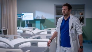 Do Nemocnice prichádza Alexander Bárta, a to vo veľkom štýle! Bude nový chirurg lámačom ženských sŕdc?