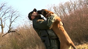 Toto je Besy. V ruinách vybuchnutého domu našla 73-ročného muža