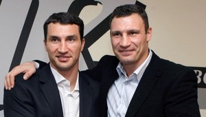 Promotéri bránia Kličkovcom zbiť Valujeva