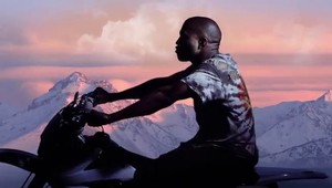 Kanye ide ku dnu! Firmy s ním rušia spoluprácu, mažú jeho hudbu, dokonca ho vyviedli z budovy!