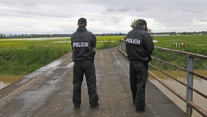 Bratislavčan (36) chcel spáchať samovraždu, policajti ho zachránili