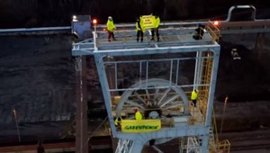 Vyšetrovateľ uzavrel prípad aktivistov Greenpeace, trestný čin nespáchali