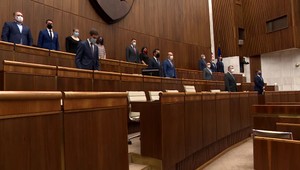 Cigániková má na fungovanie zdravotníctva iný názor. Podľa Krajčího treba rátať s politickým iskrením