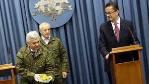 Žart Jahnátka s Glváčom na novinárov skončil faux pas