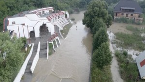 Prívalová voda sa prehnala Domicou. Škody zanechala aj v jaskyni