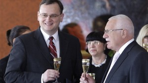 Trojkoalícia sa dohodla na rozdelení vládnych postov