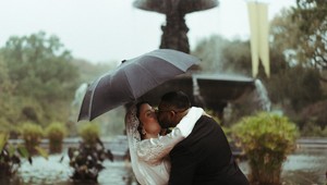 Prvýkrát ho pobozkala až po 19 mesiacoch vzťahu: A bolo to...