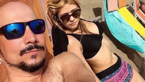 FOTOGALÉRIA: Bohuš Matuš je s mladučkou priateľkou pri mori