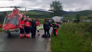 Dramatický boj o život. Do rieky sa zrútilo auto s dieťaťom!