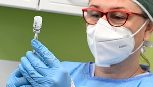 Minister zdravotníctva požiadal o stretnutie s lekárskymi odborármi budúci týždeň