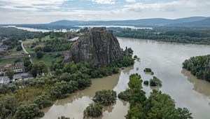 VIDEO: TV JOJ sa na povodňovú situáciu pozrela s nadhľadom