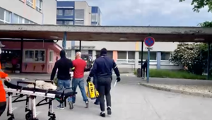 NAKA zadržala útočníka, ktorý napadol svojho známeho boxerom v košickej kaviarni